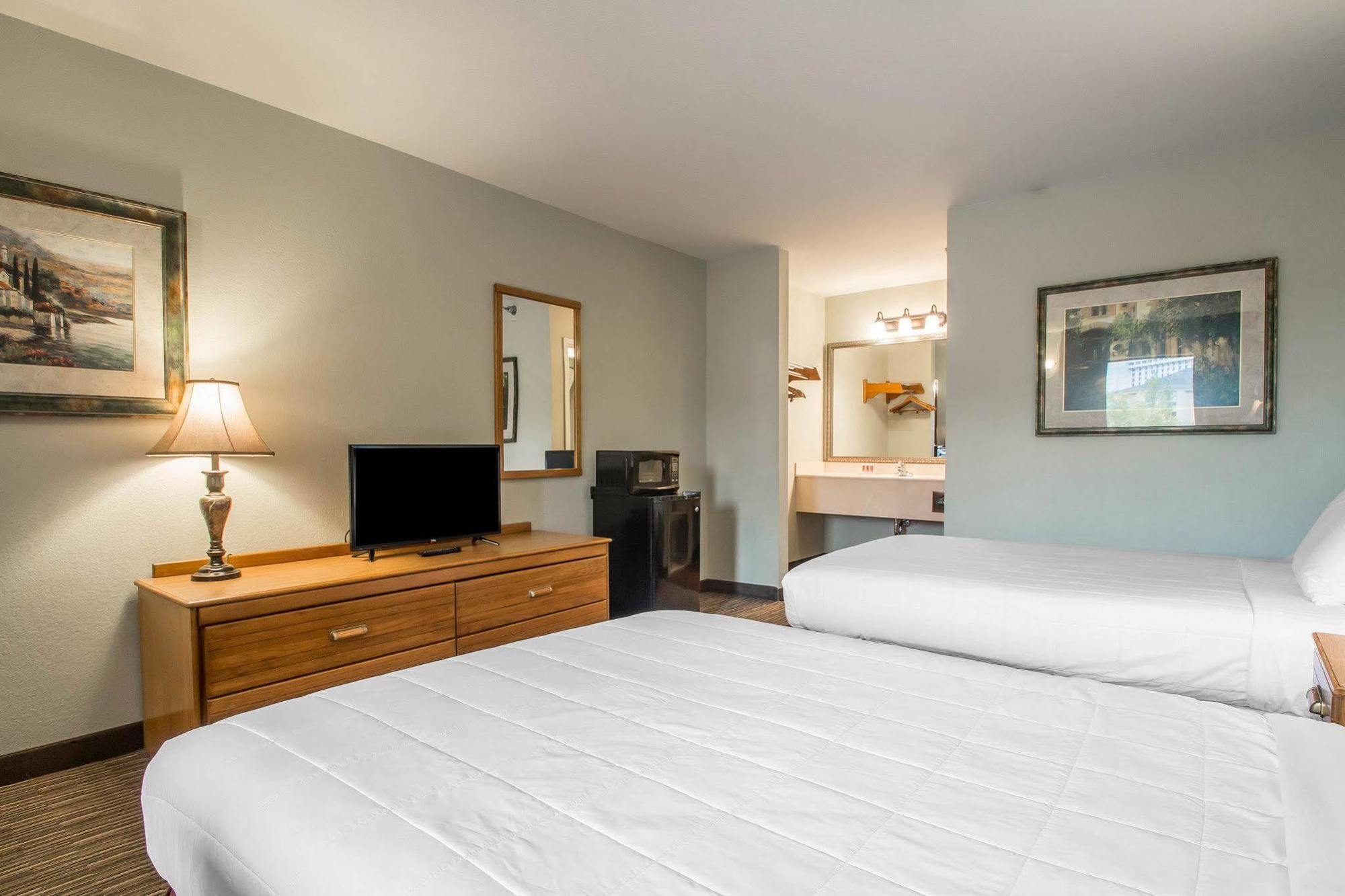 Baymont By Wyndham Branson Thousand Hills Exterior foto